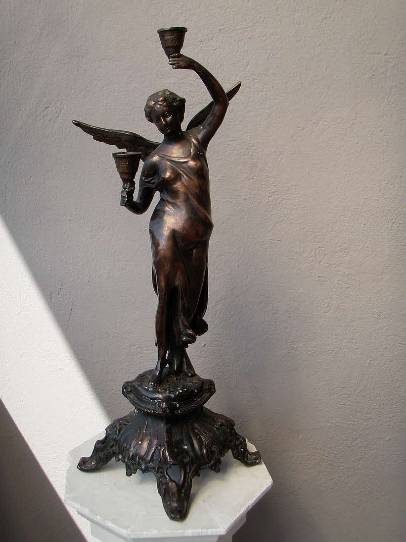 Engel - Bronze - 55 x 24 x 24 cm - 39 € mtl./K 350 €