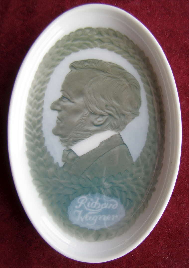 Portrt von Richard Wagner auf Porzellan - ROSENTHAL Kunstabteilung um 1920 - 11 x 7 x 1 cm - 39 € mtl./K 250 €