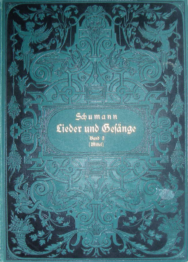 Robert Schumann (* 8. Juni 1810 in Zwickau, Knigreich Sachsen;  29. Juli 1856 in Endenich, Rheinprovinz, heute Ortsteil von Bonn) war ein deutscher Komponist, Musikkritiker und Dirigent. 

In der ersten Phase seines Schaffens komponierte er vor allem Klaviermusik. 1840, im Jahr seiner Eheschlieung mit der Pianistin Clara Wieck, schrieb er knapp 150 Lieder. In den folgenden Jahren entwickelte sich sein Werk zu groer Vielfalt. Er komponierte von da an auch Orchestermusik (darunter vier Sinfonien), konzertante Werke, Kammermusik, Chormusik und eine Oper  - 39 € mtl./K 350 €